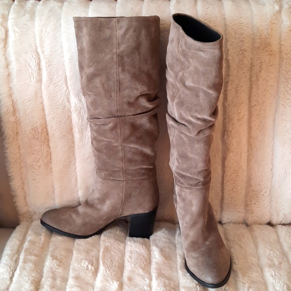 New grey/taupe knee high suede slouch boots size 7